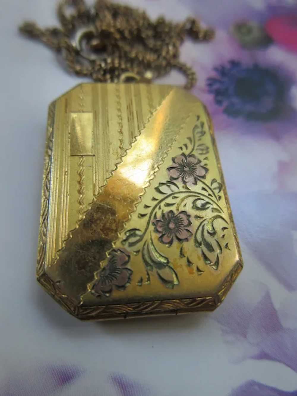 Vintage Rectangular Picture Locket Necklace Flowe… - image 7