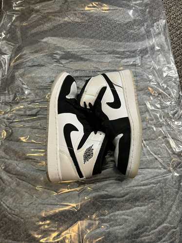 Nike Nike Jordan 1 Mid SE Diamond - image 1