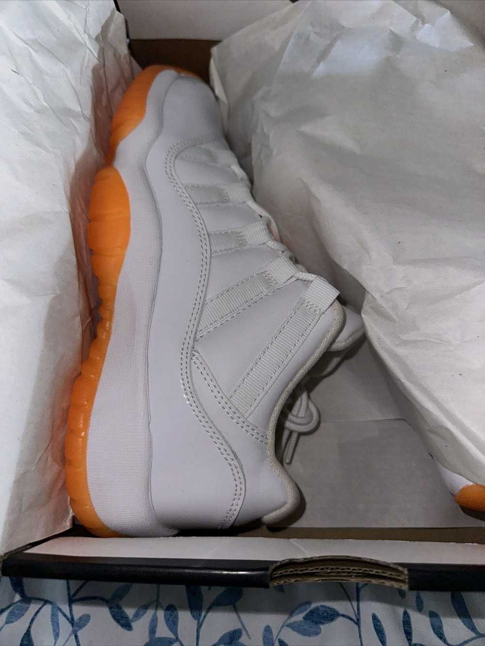 Jordan Brand AIR JORDAN 11 LOW CITRUS - image 7