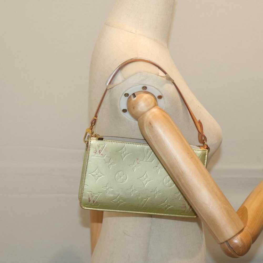 Louis Vuitton Lexington patent leather handbag - image 7