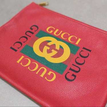 Gucci portfolio pouch hotsell