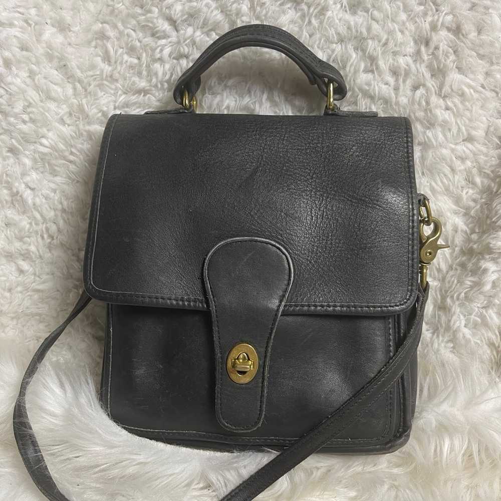 Vintage Coach Station Leather black crossbody bag… - image 2