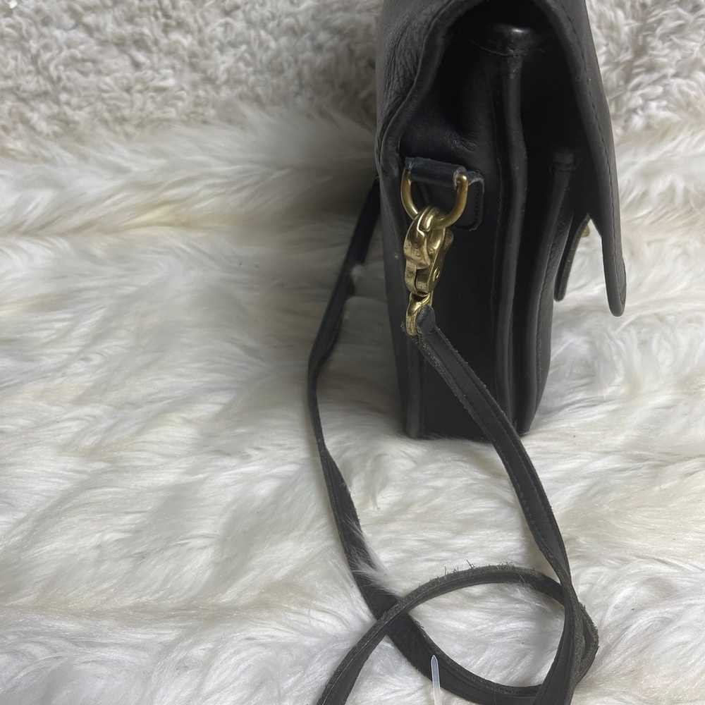 Vintage Coach Station Leather black crossbody bag… - image 4