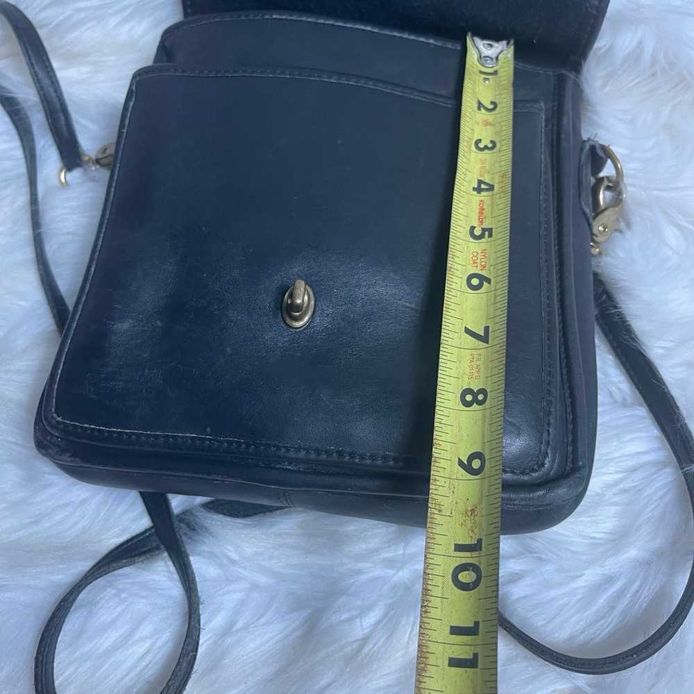 Vintage Coach Station Leather black crossbody bag… - image 9