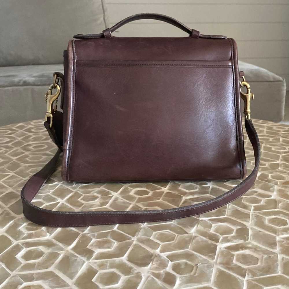 Coach leather court vintage 9870 in ‘walnut brown’ - image 3