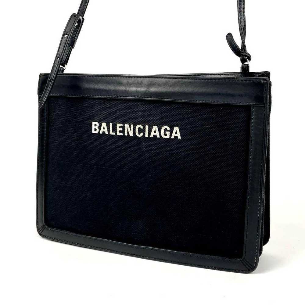 【Excellent Condition】Balenciaga Navy Pochette Sho… - image 2