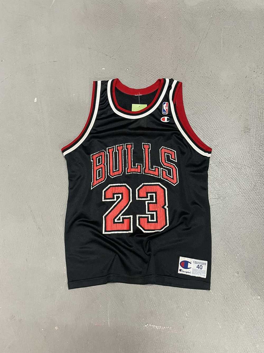 Champion × Chicago Bulls × Made In Usa Vintage 90… - image 3