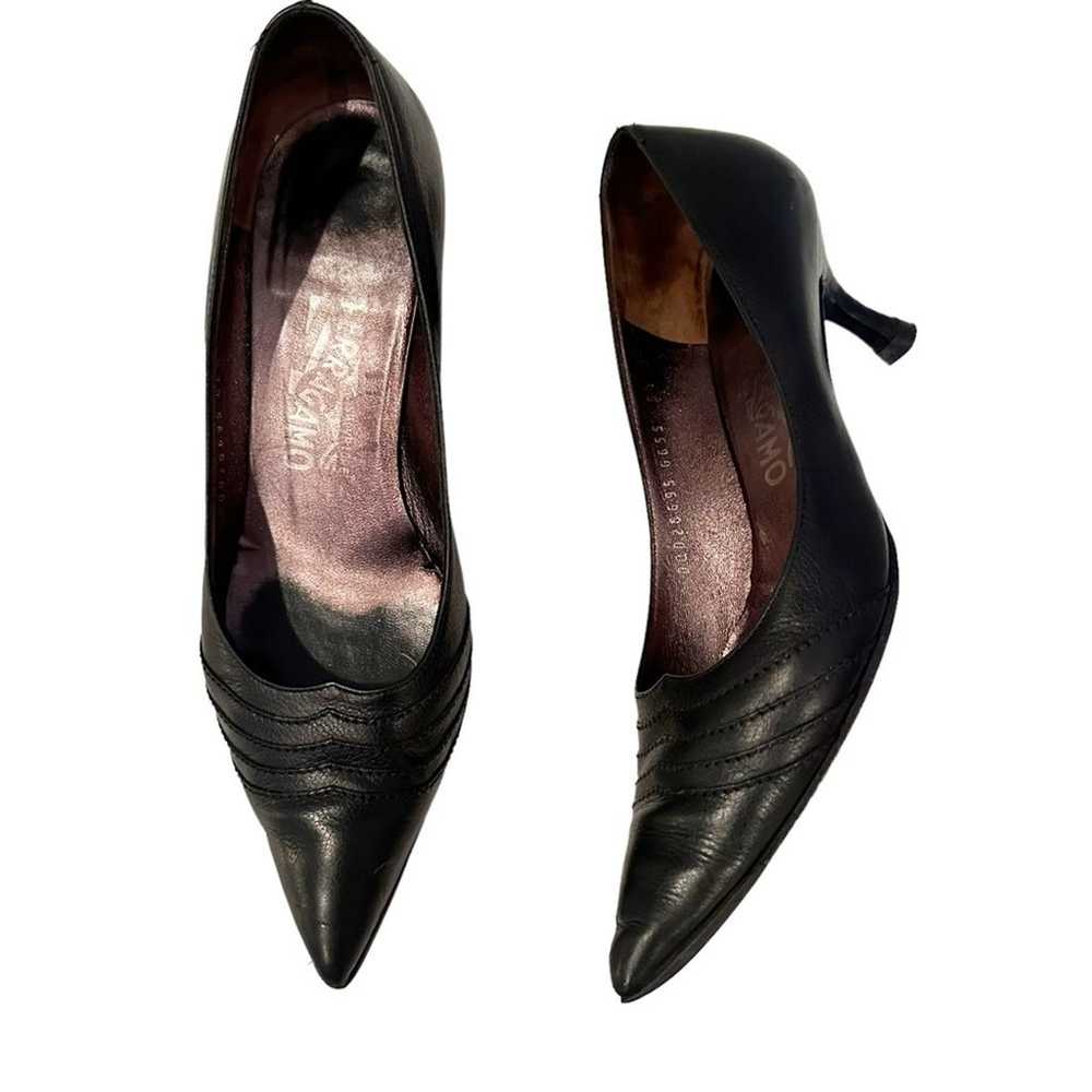 Salvatore Ferragamo Black Leather Heels Tamerisca… - image 1