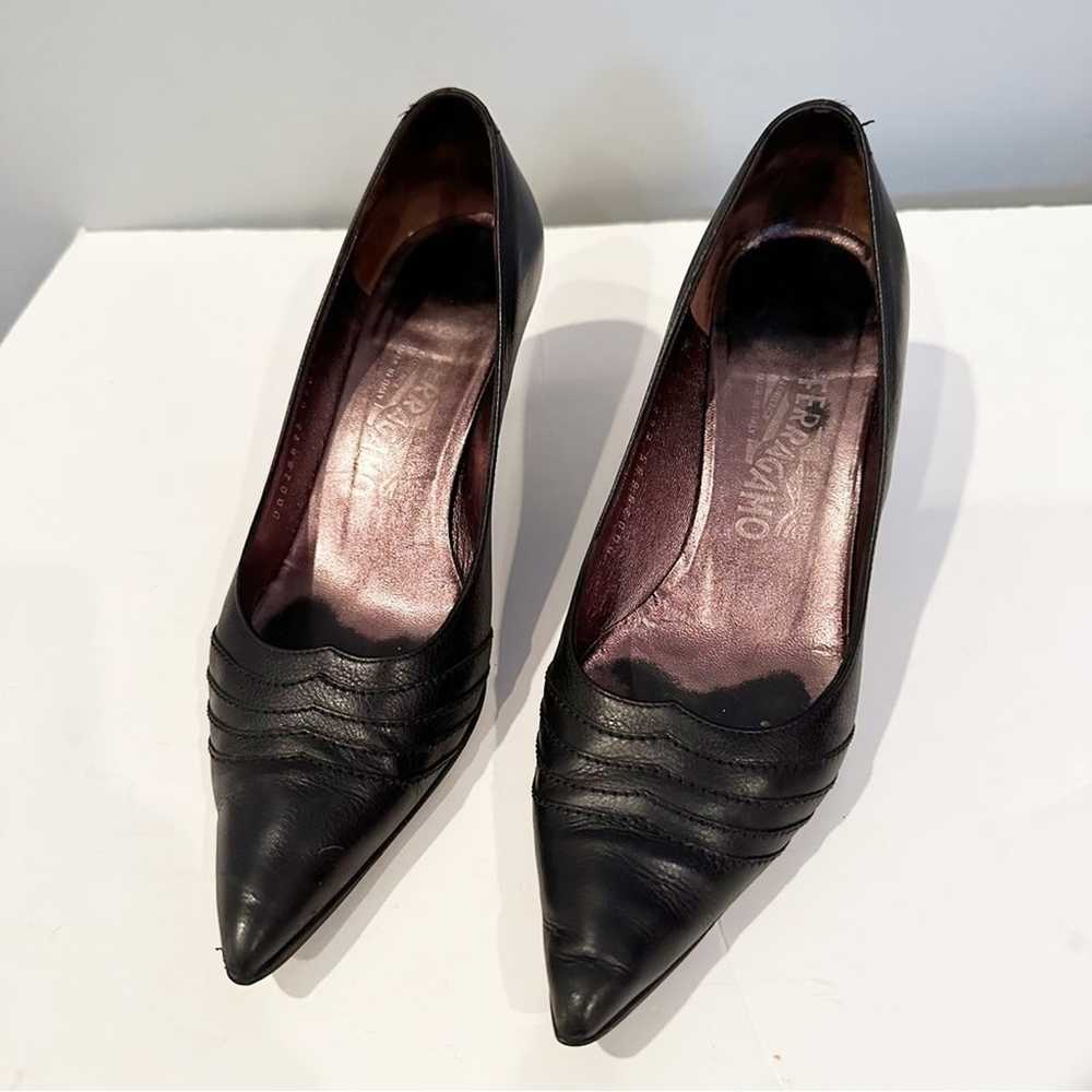 Salvatore Ferragamo Black Leather Heels Tamerisca… - image 5