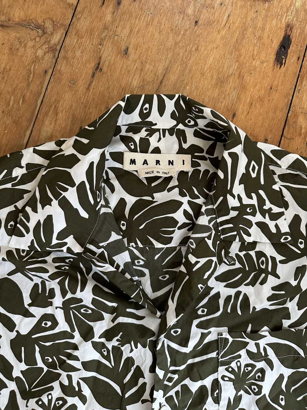 Marni Leaf Print Summer Short Sleeve Shirt - image 2