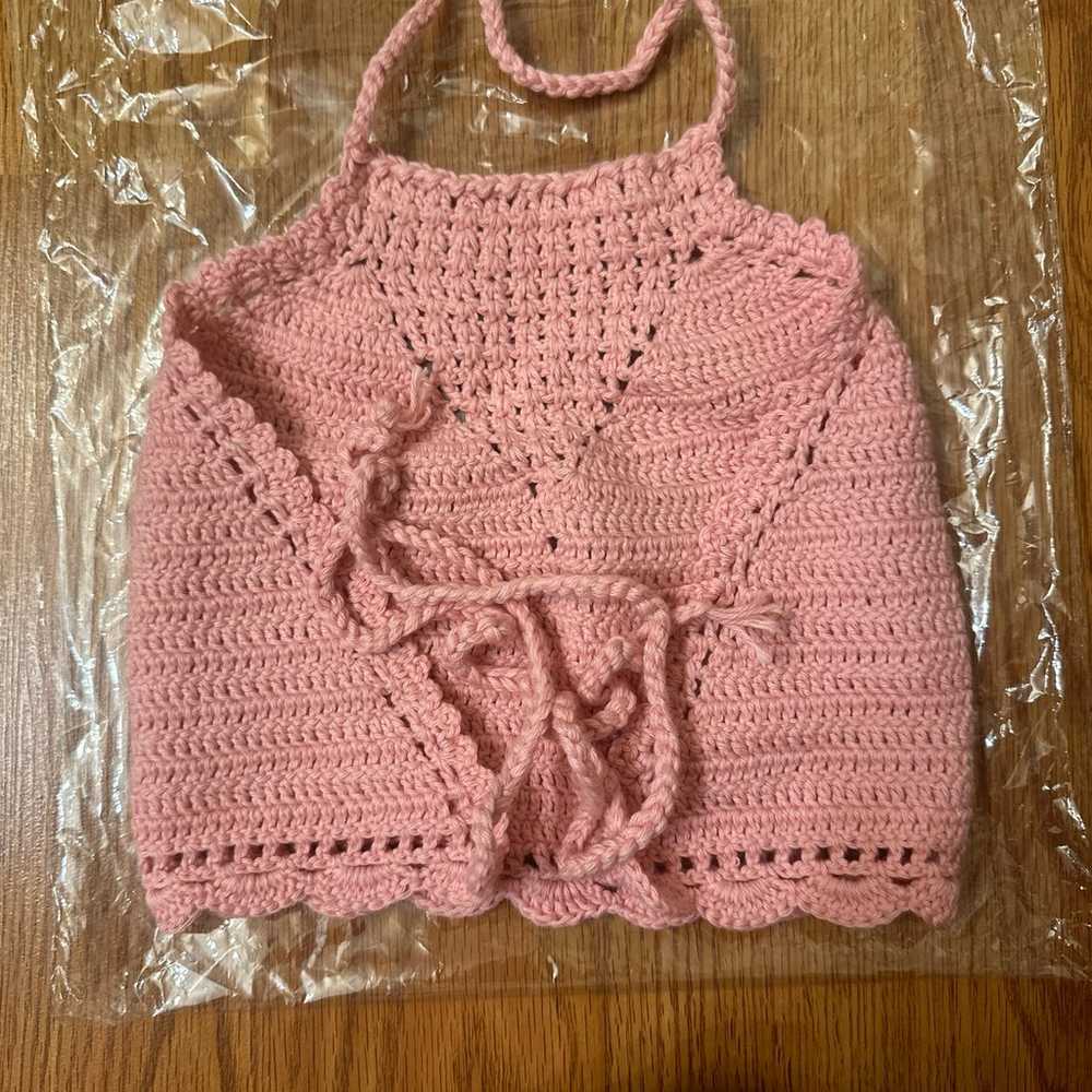 Two crocheted yet crop tops - image 3