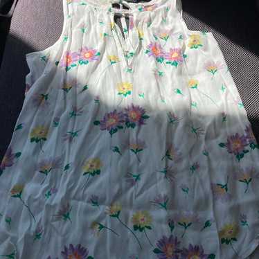 Vintage Loft floral tank top in great condition no