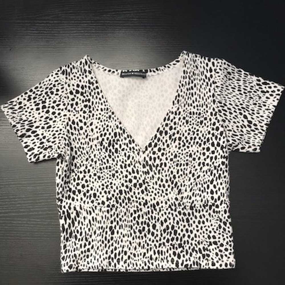 Brandy Melville Cheetah Print Amara Short Sleeve … - image 2