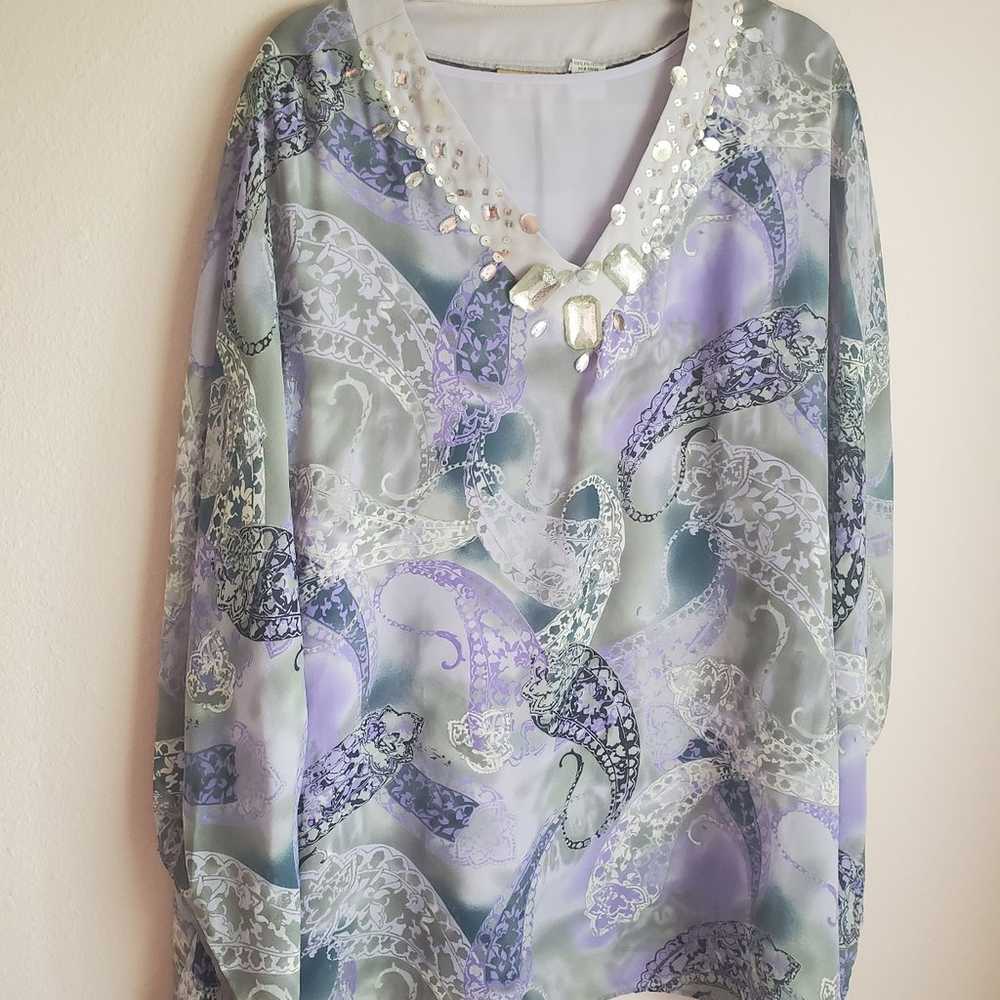 Tunic Style Scarf Top Soft focus - image 2