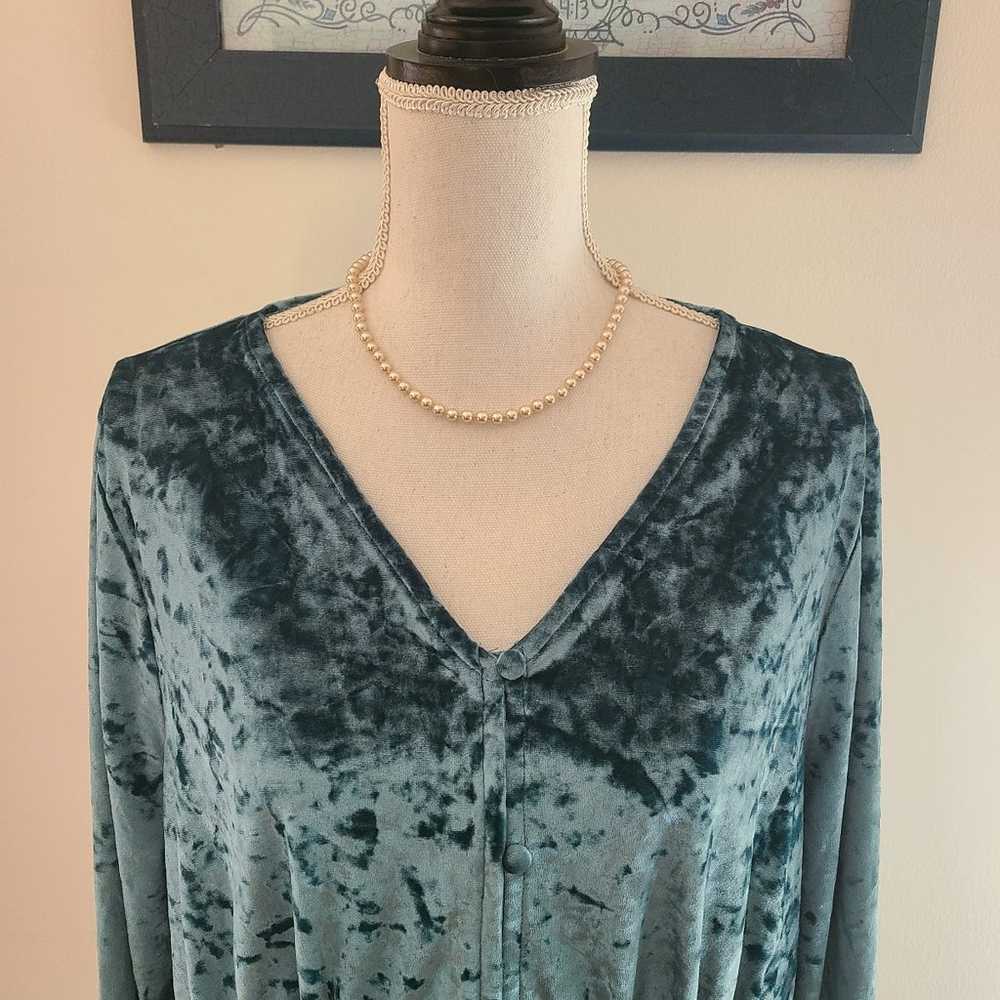 Lane Bryant Teal Aqua Crushed Velvet Three Button… - image 2