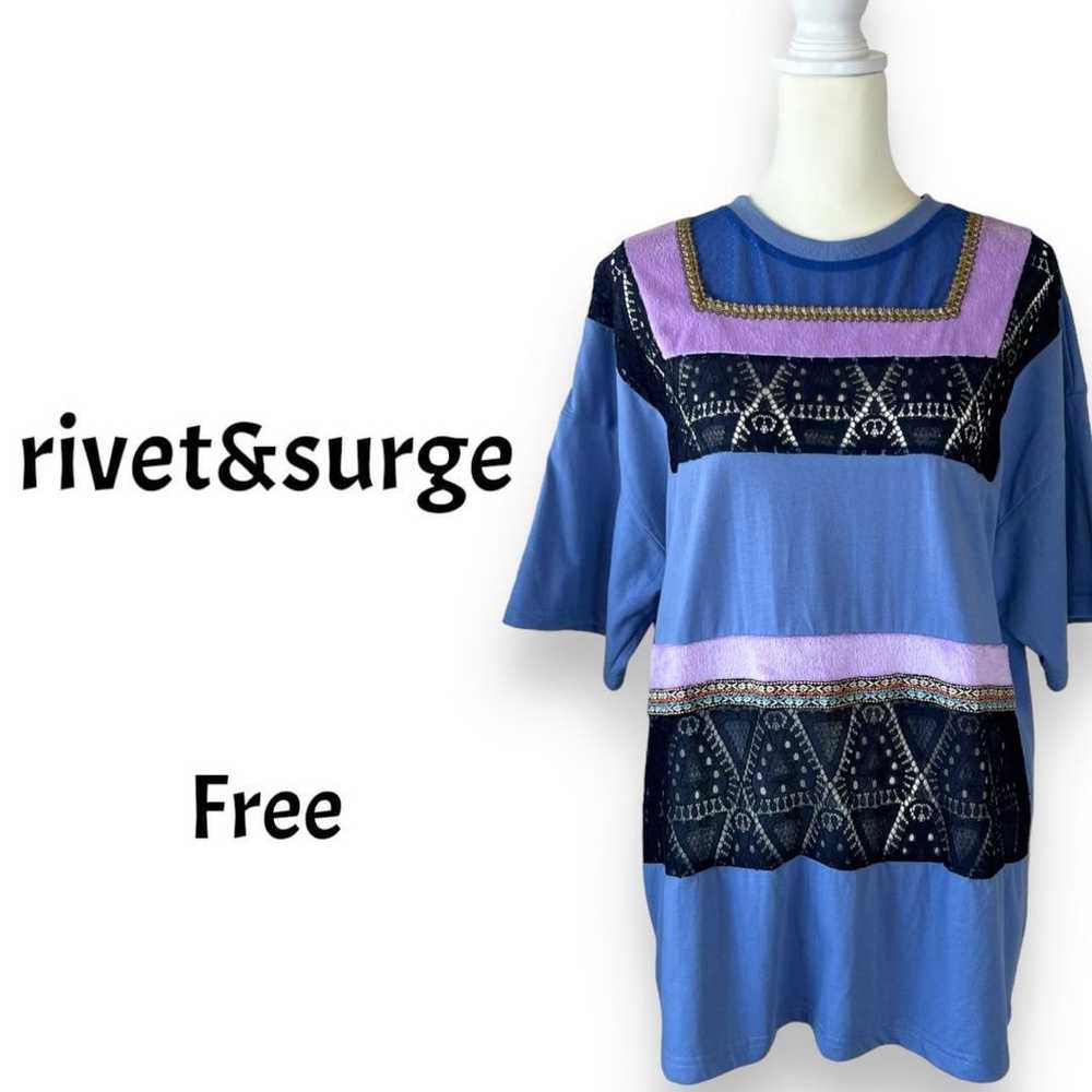 rivet&surge Rivet and Surge Design T-shirt Blue C… - image 1