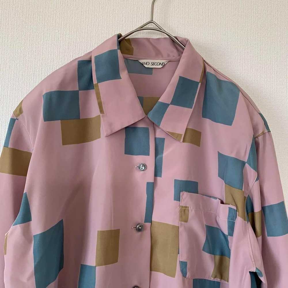 Patterned shirt, pink, long sleeves, geometric pa… - image 2