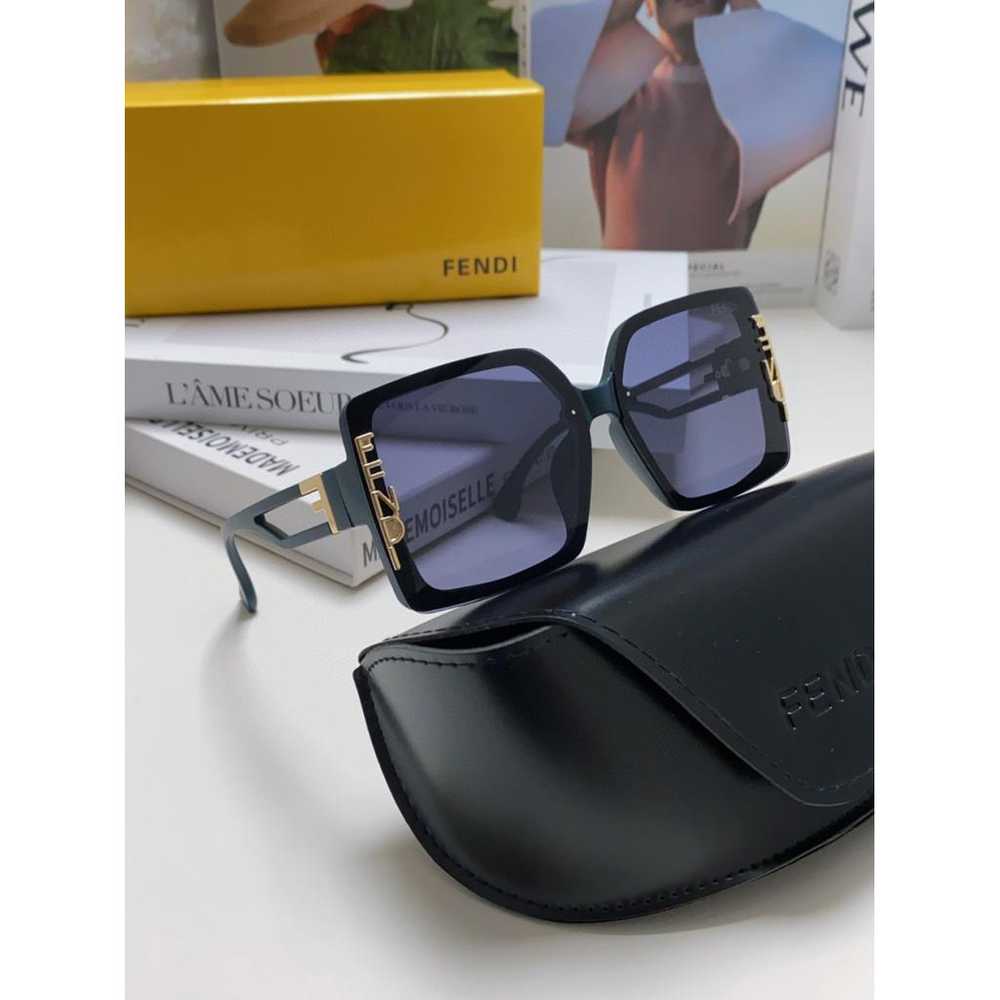 Fendi Oversized sunglasses - image 3