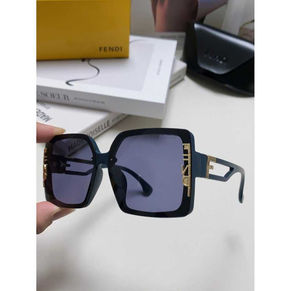 Fendi Oversized sunglasses - image 6