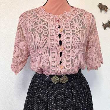 Muted pink retro vintage floral lace short-sleeve… - image 1