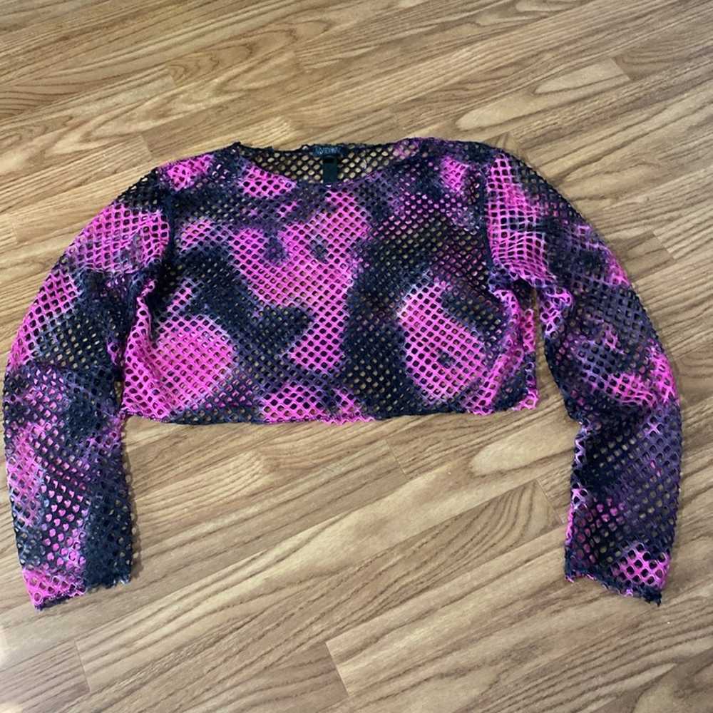 Widow tie dye fishnet crop top 1X pink black goth… - image 3