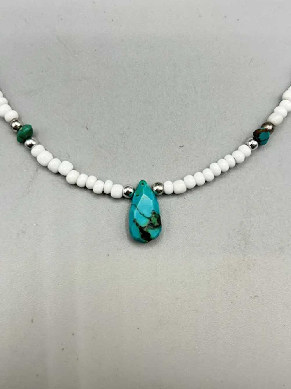 Vintage Turquoise & White Beaded Necklace with Te… - image 5