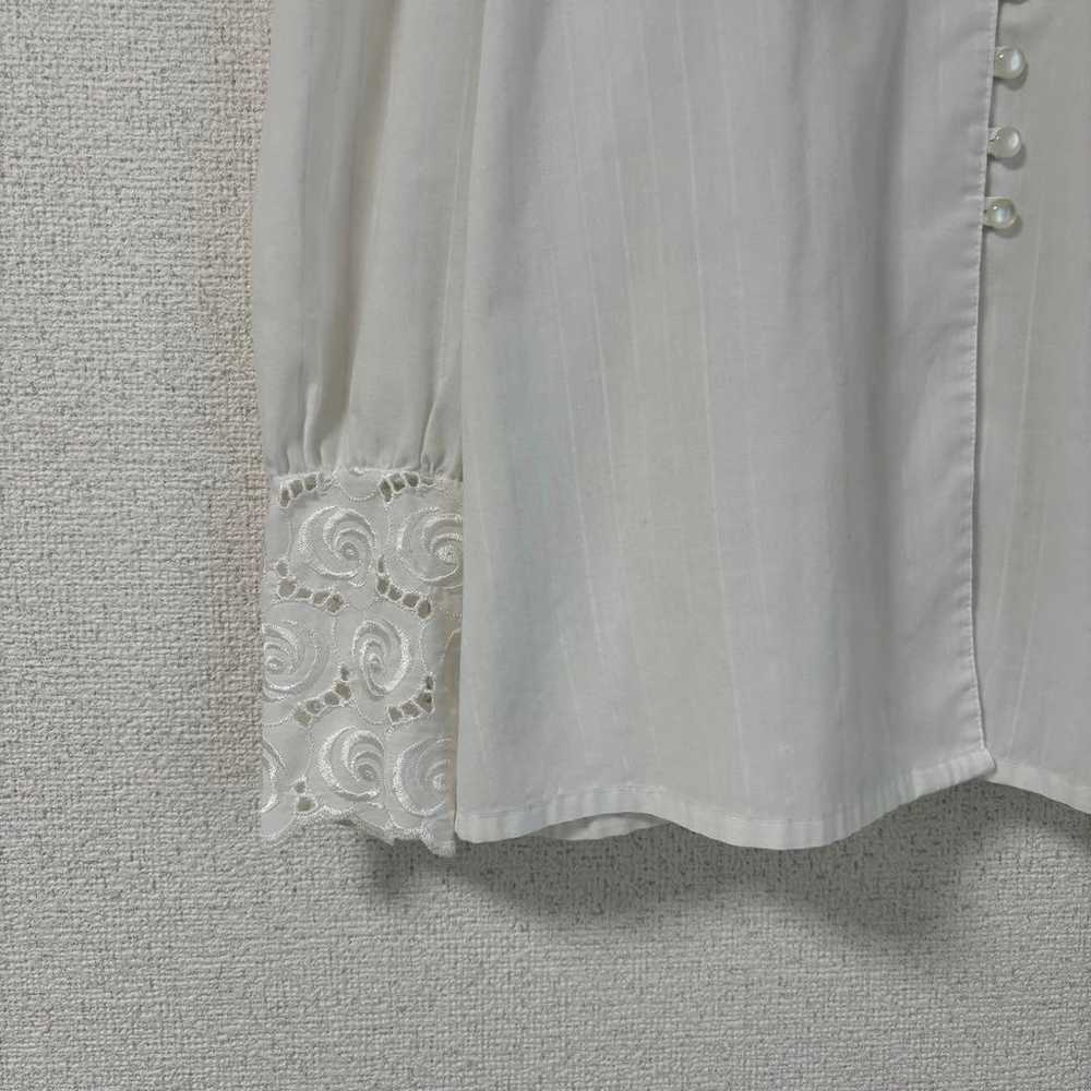 Vintage blouse, white blouse, second-hand clothes. - image 4