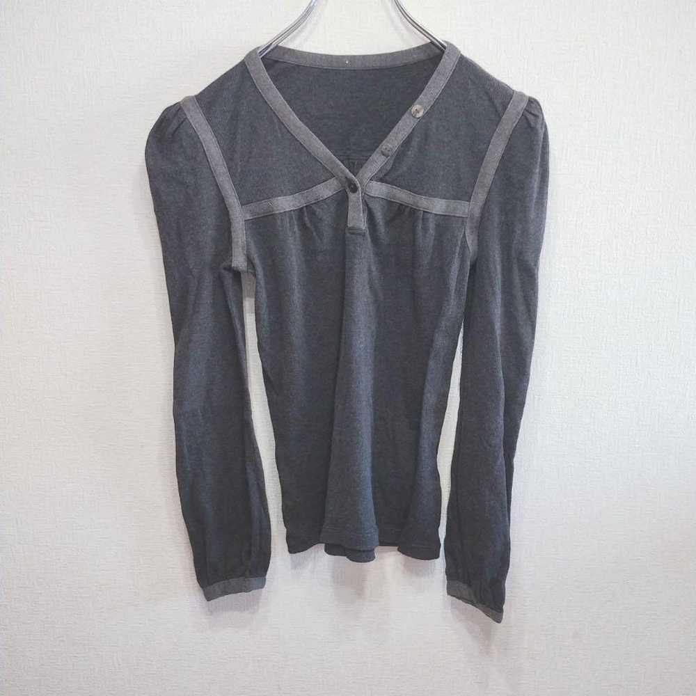 Ray Beams [F] V-neck cut-and-sew, made in Japan, … - image 1