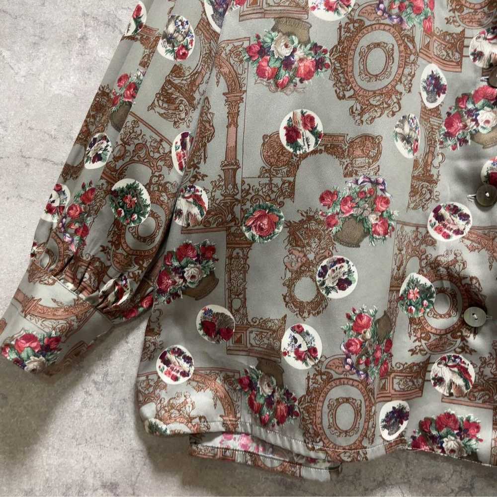 Grey floral vintage retro pattern shirt - image 5