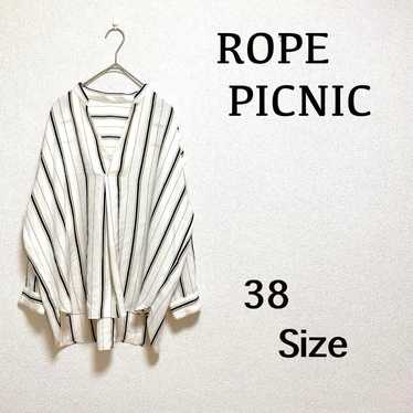 "LOPE Picnic" (38) * Long-sleeve striped shirt * C