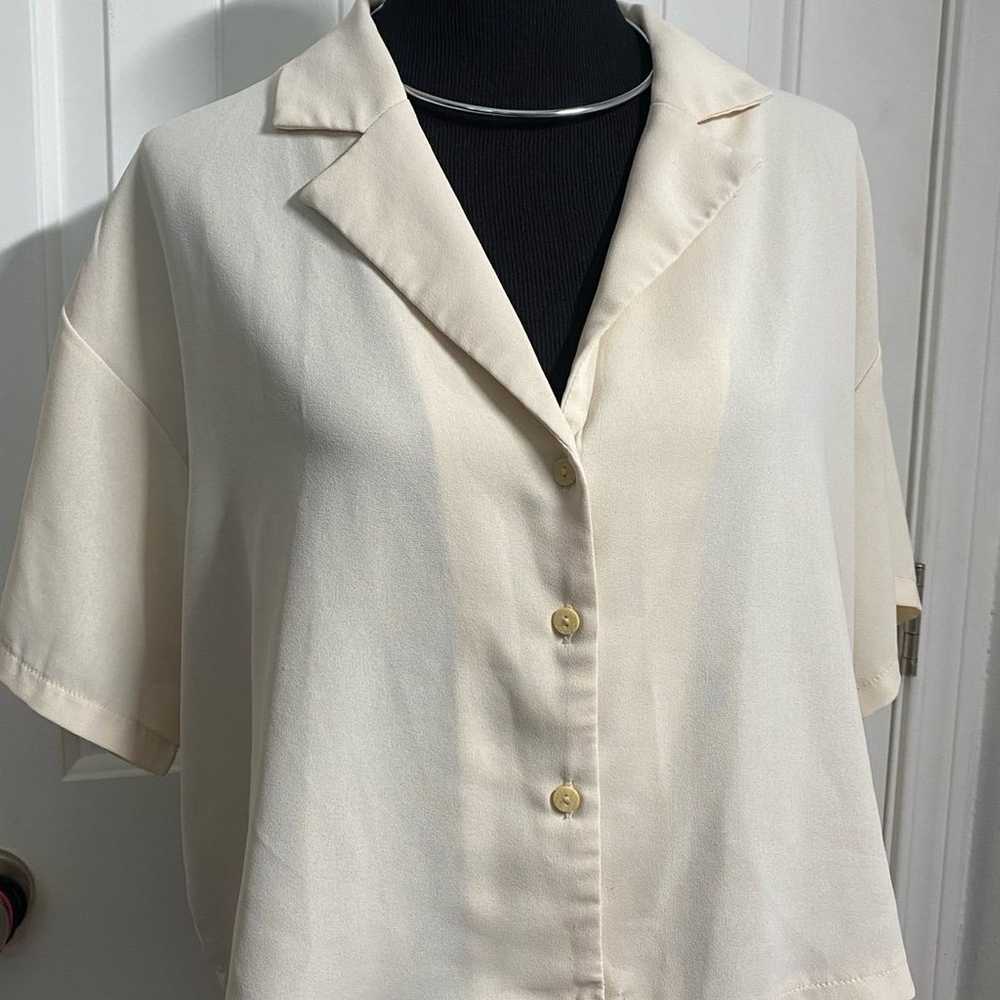 Cream top women size 1XL - image 8