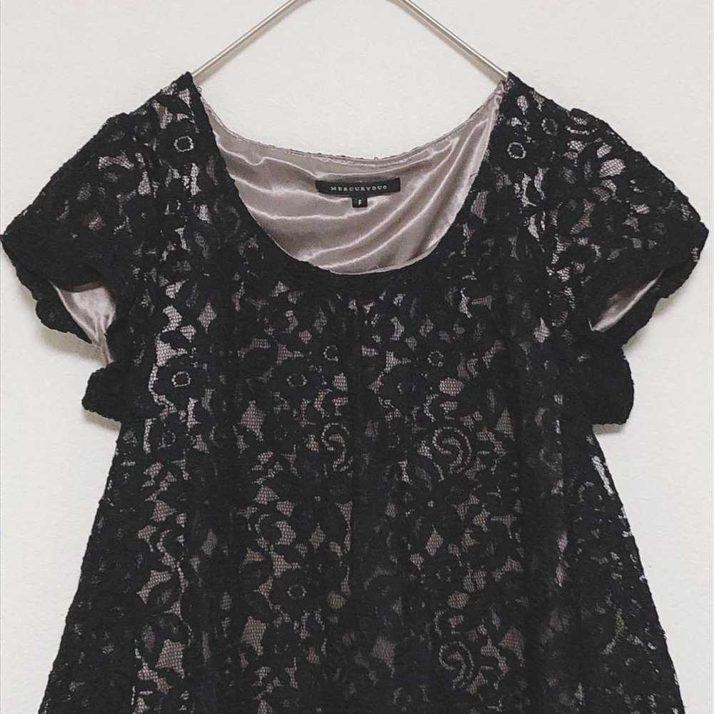 Mercury Duo (F) floral lace top with a balloon si… - image 3