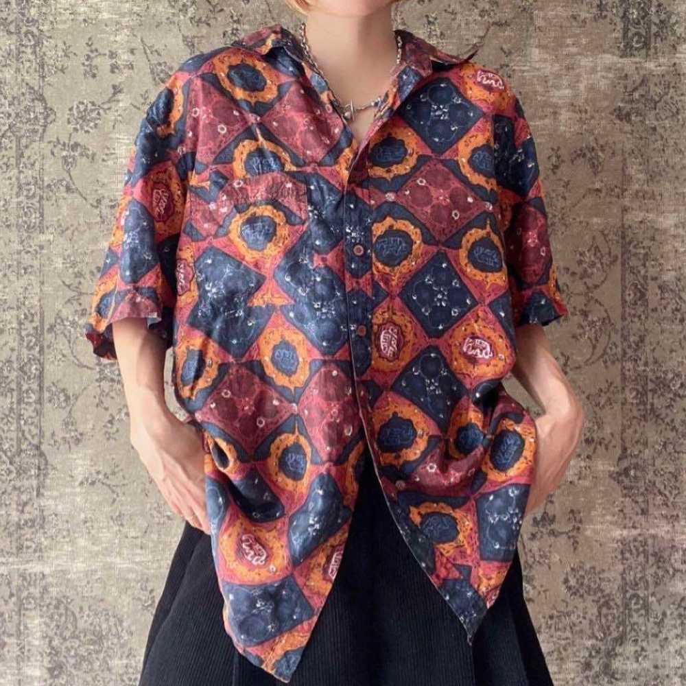 Vintage silk patterned shirt blouse oversized top… - image 2