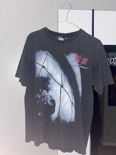 Vintage 1996 Pearl Jam T