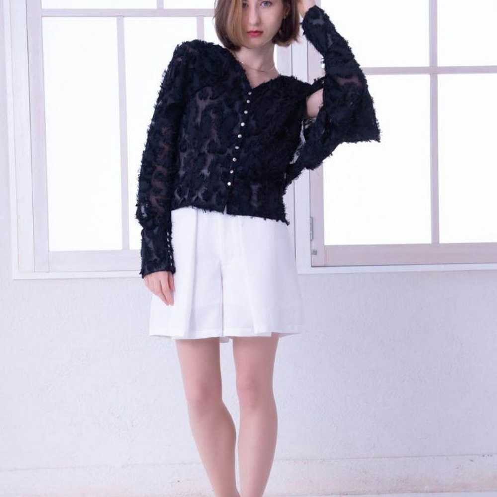 riu Cut jacquard open arm blouse R-chan black - image 2