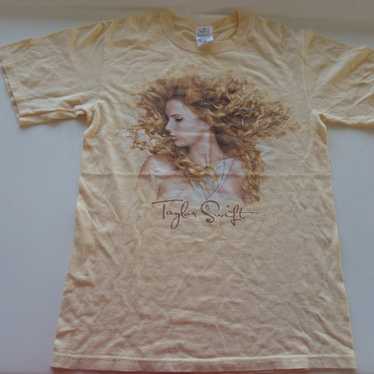 Taylor Swift Concert T Shirt Bundle (3) - image 1