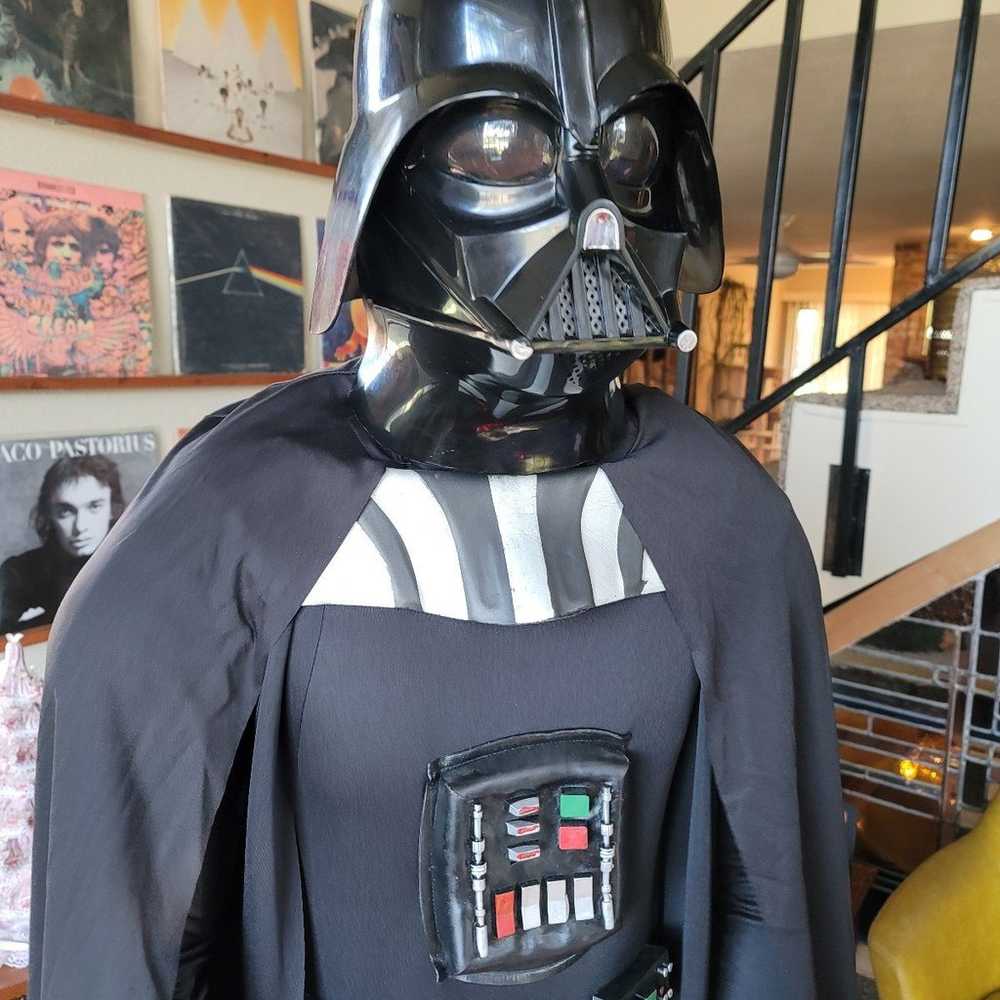 1998 Star Wars Costume Darth Vader - image 2