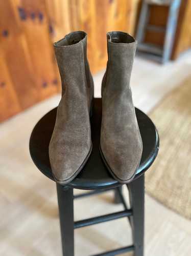 DV Suede Chelsea Boots (9) | Used, Secondhand, Res