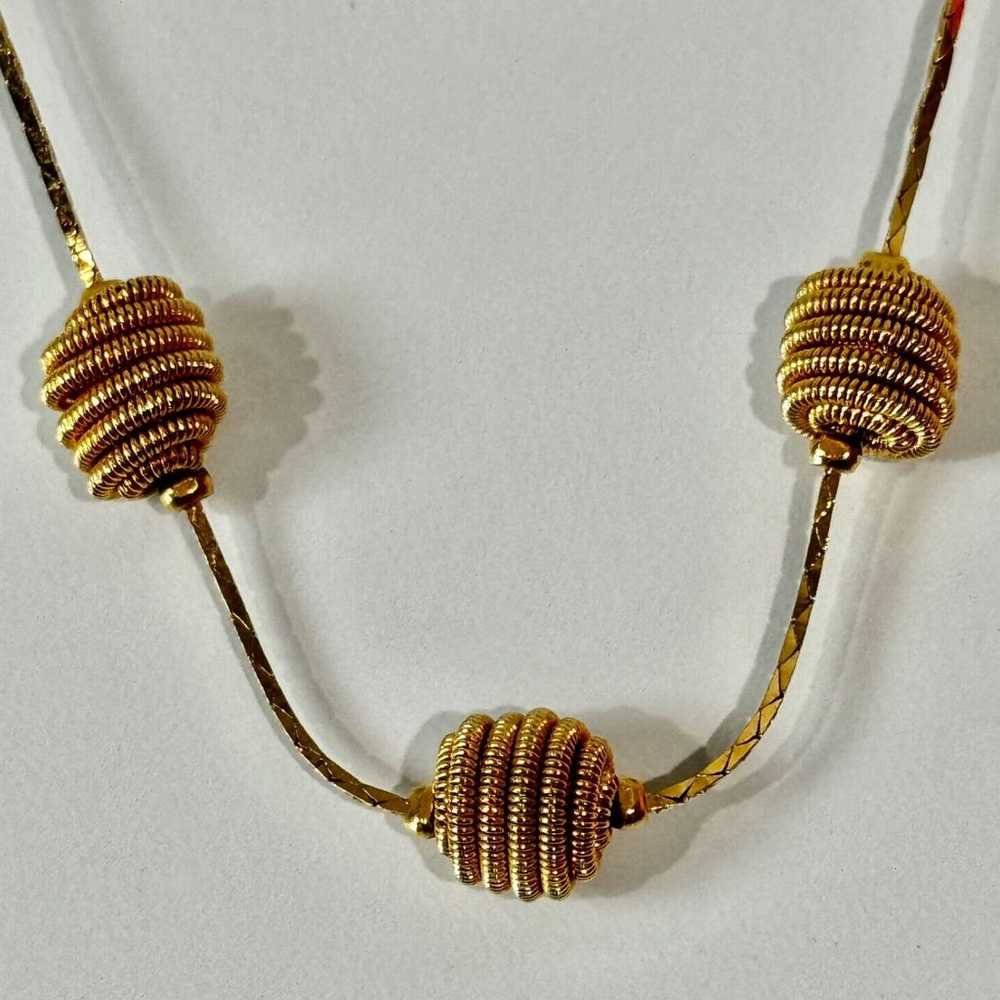 Vintage Trifari TM Necklace Gold Tone Coiled Ball… - image 2