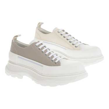 Alexander McQueen Tread Slick leather low trainers - image 1