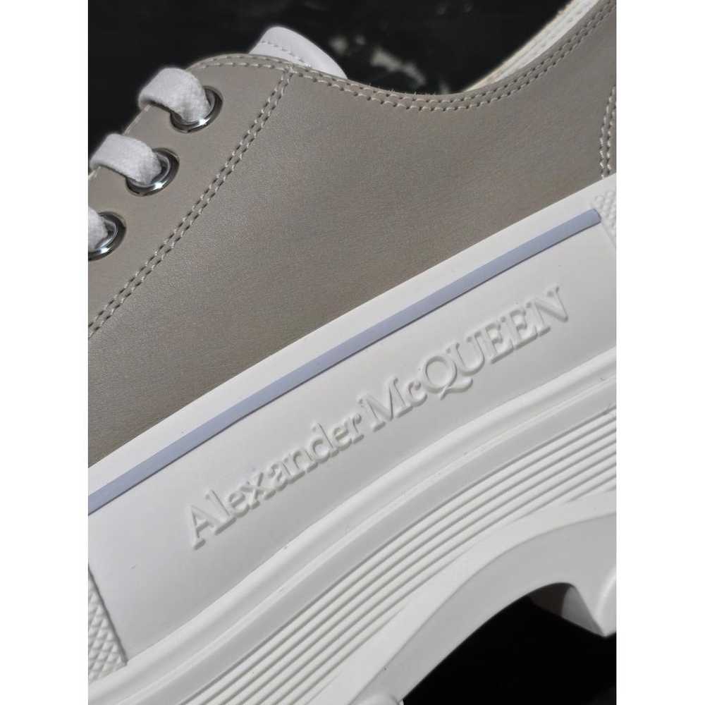 Alexander McQueen Tread Slick leather low trainers - image 5