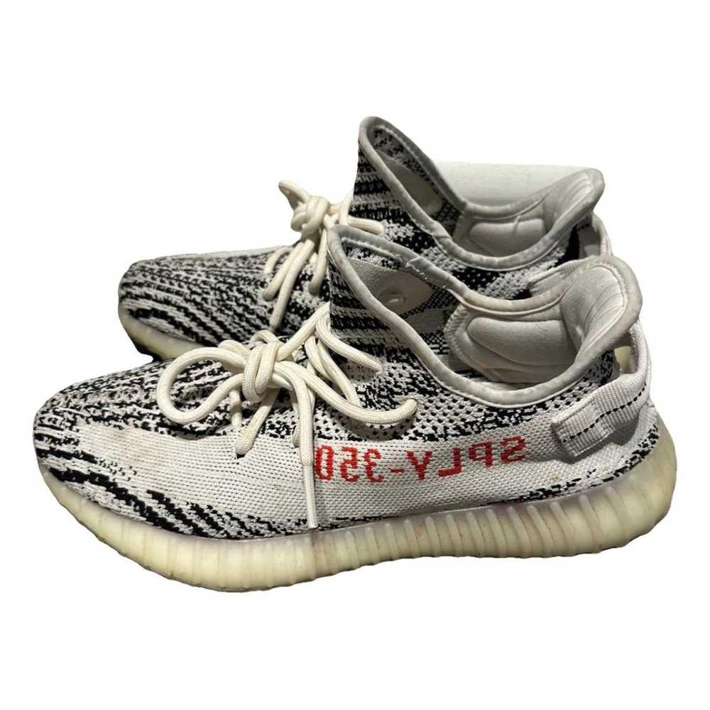 Yeezy x Adidas Boost 350 V2 low trainers - image 1