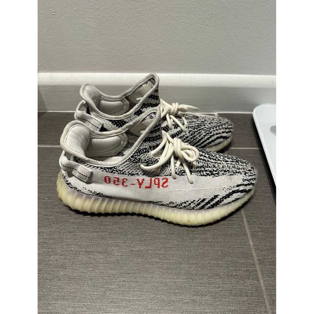 Yeezy x Adidas Boost 350 V2 low trainers - image 5