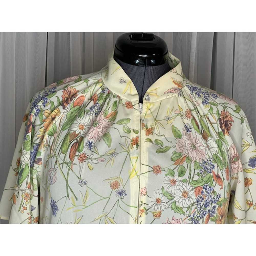 frolicking dress house coat floral pastel yellow - image 5