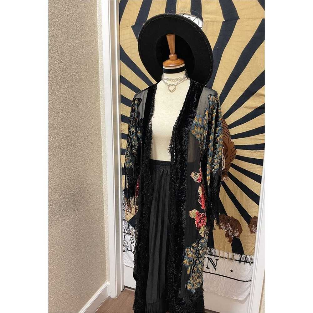 Gorgeous Vintage silk kimono - image 11