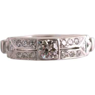 14K White Gold Antique Diamond Band