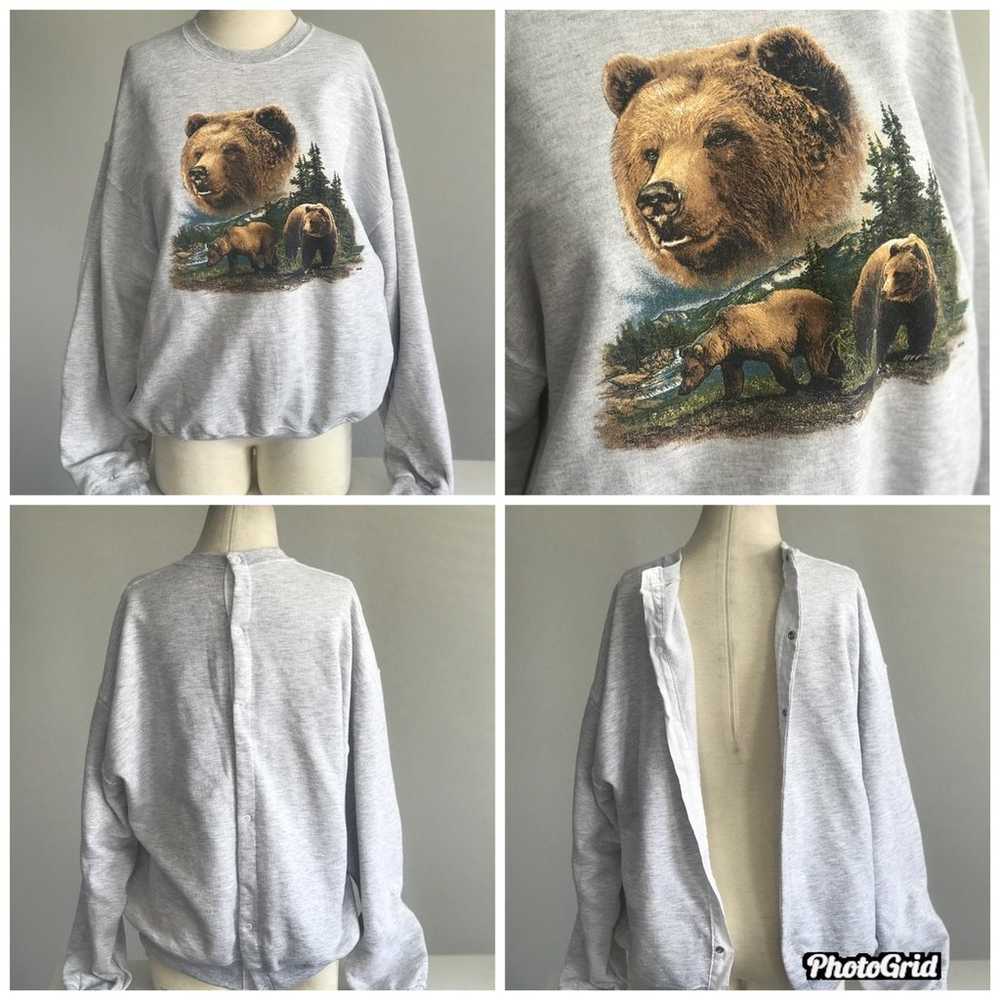 Vtg Wm Bear Reverse Button Sweatshirt - image 1