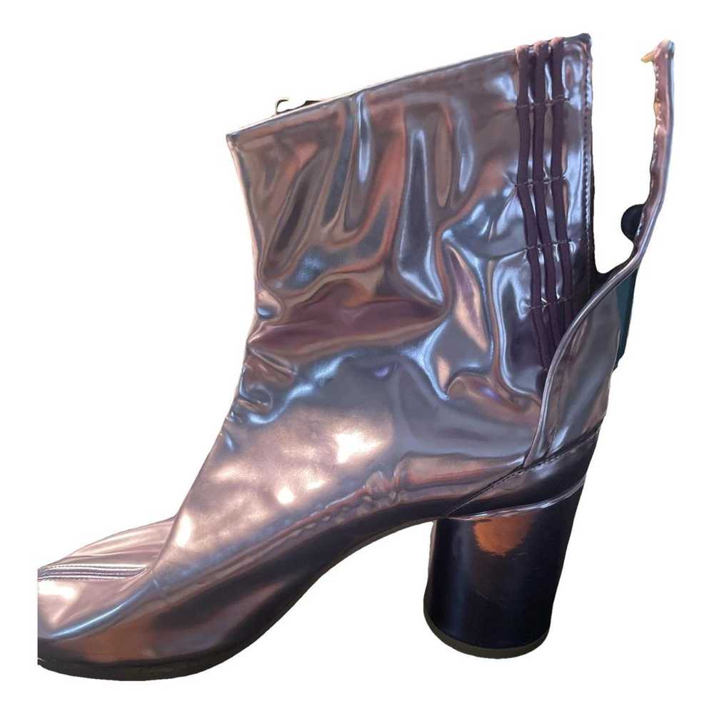 Maison Martin Margiela Tabi patent leather boots - image 1