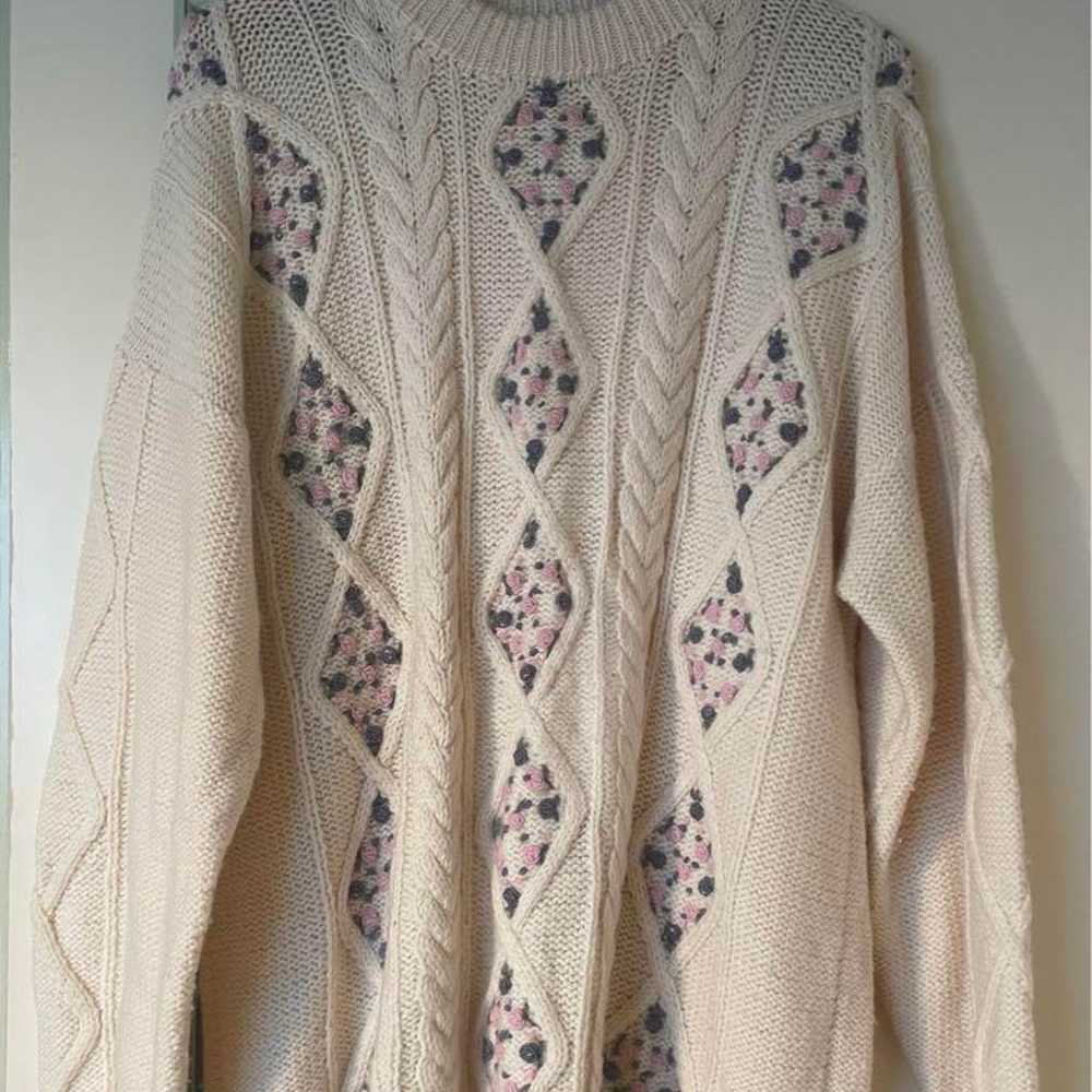 Vintage clothing, knit, floral knit. - image 1