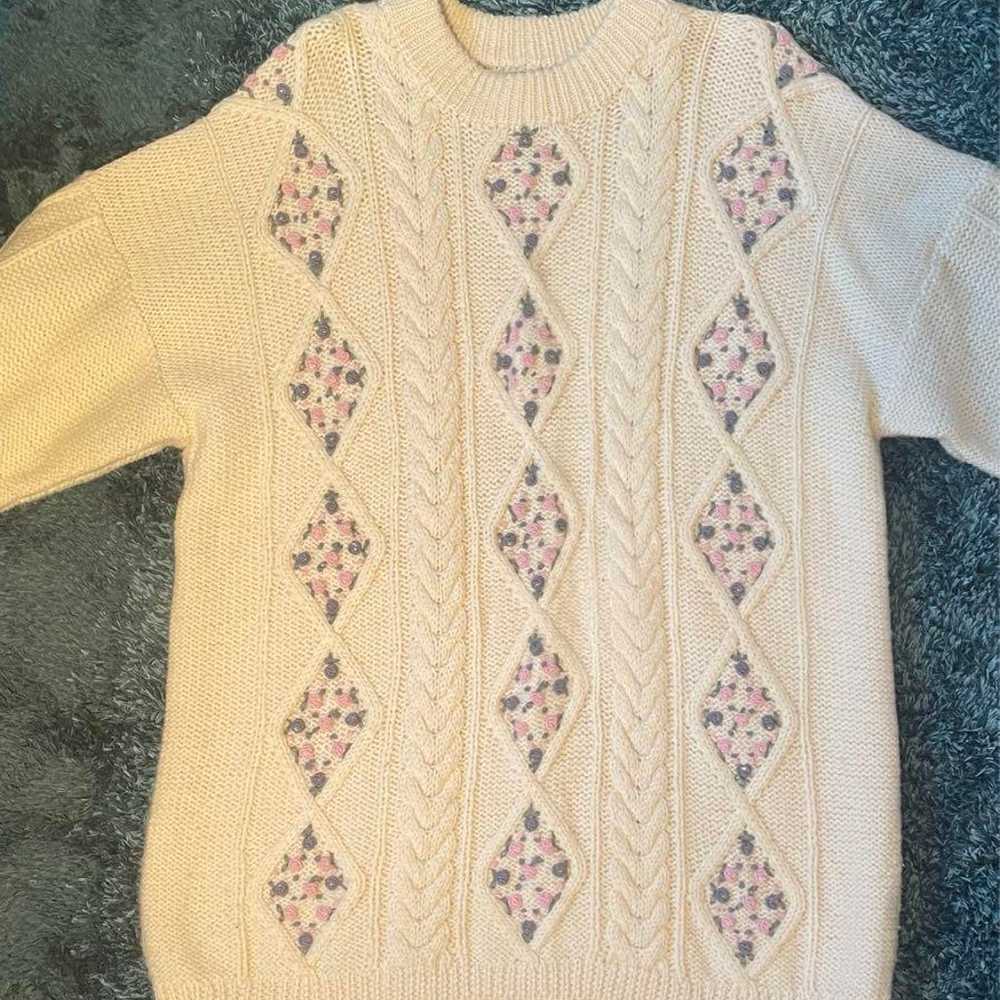 Vintage clothing, knit, floral knit. - image 3